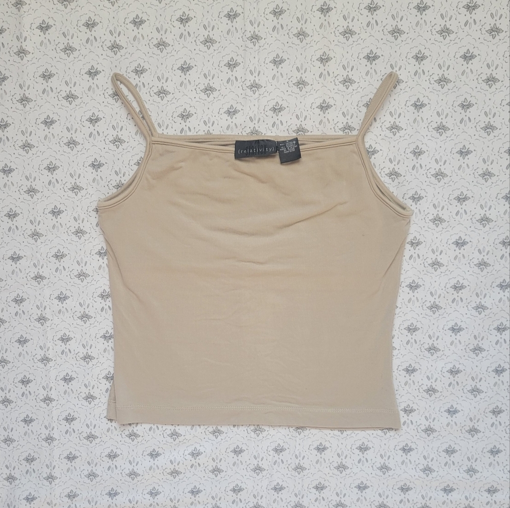 Relativity Vintage Crop Top 🤎